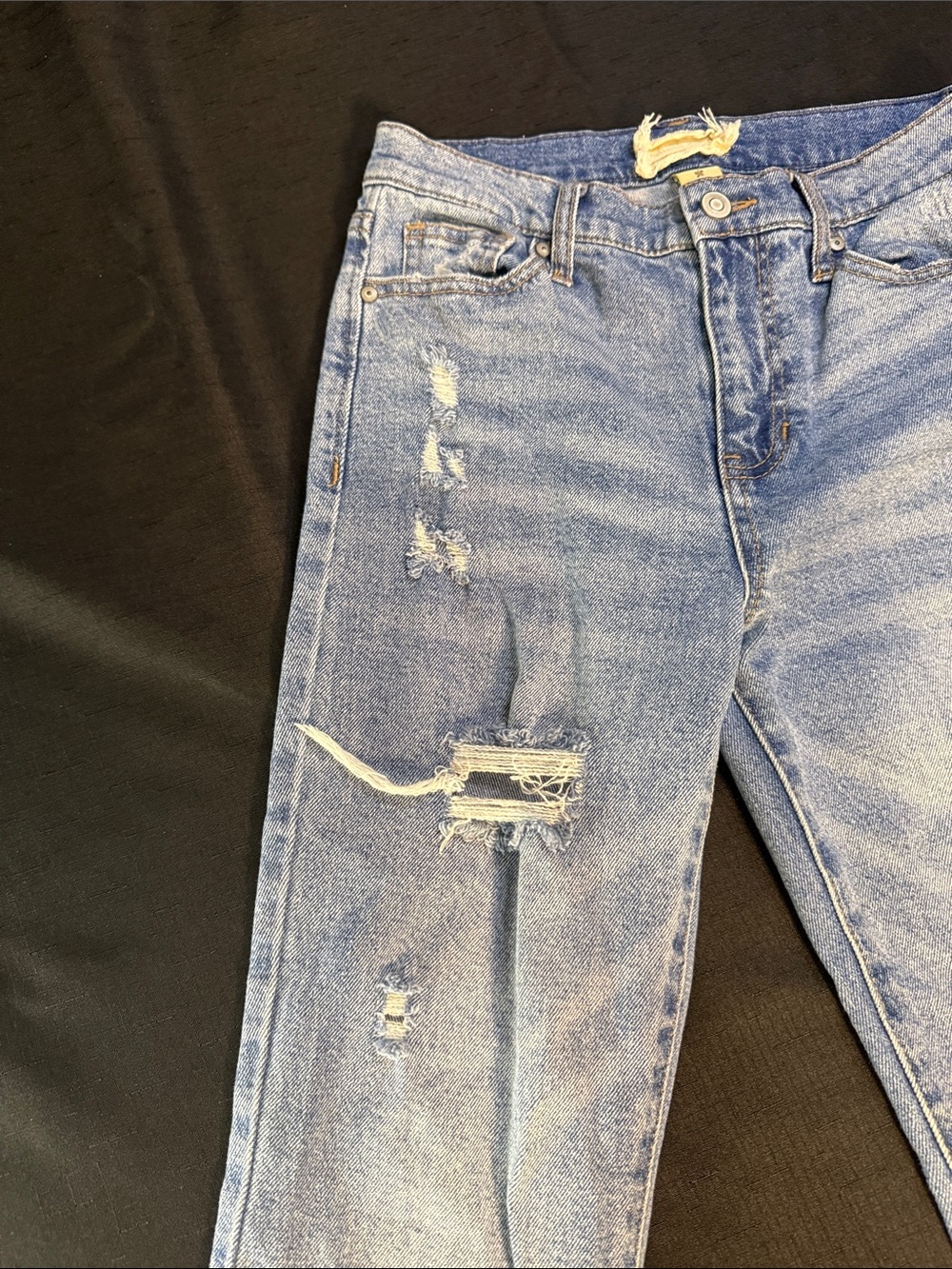 Altar'd State Light Blue Distressed Flare Jeans Size 26 /3 - Picture 6 of 9